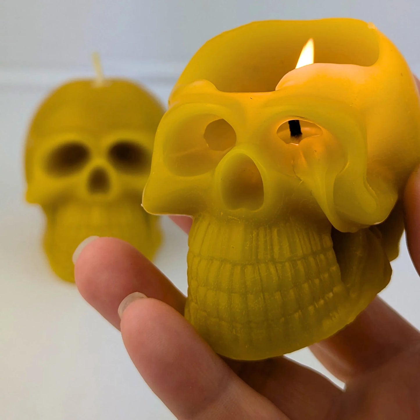 Handcrafted Skull Beeswax Candle Trio – Gothic Décor for Halloween & Everyday Elegance