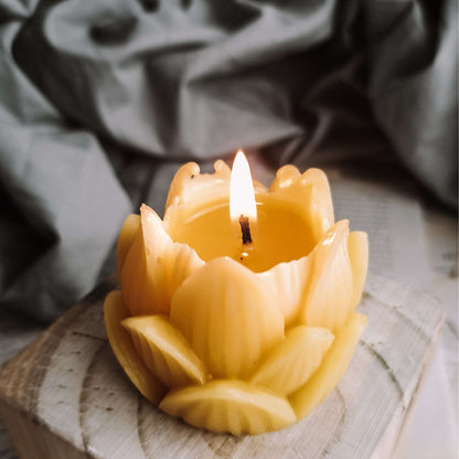 Natural Beeswax Lotus Candle – Perfect for Meditation, Décor & Gifting