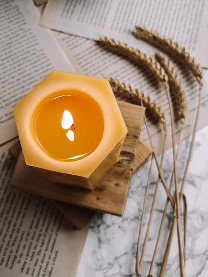 Pure Beeswax Pillar Candle | Smooth Hexagonal Bees Wax Candle | Hexagon Shaped luxury Honey Candles | Handmade Decorative Candle Gift beeswaxcandle.co.uk